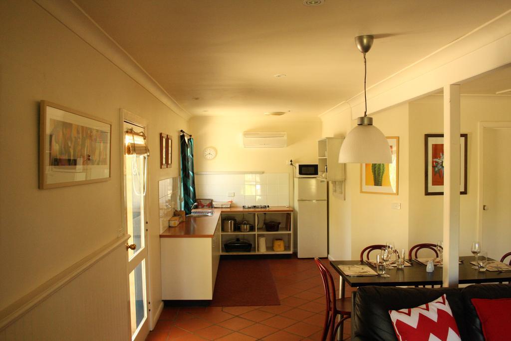 Merrimeet Cottages Bright Δωμάτιο φωτογραφία